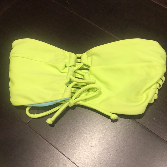 Bathing suit - Picture 2 of 5